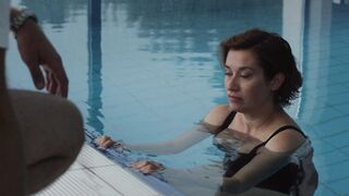 Emmanuelle Devos, Diane Rouxel - Moka (2016)