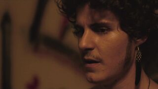 Amanda Fuller, Lauren Schneider nuden - Red White and Blue (2010)