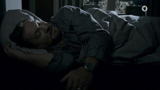 Barbara Sukowa nude - Nacht ohne Morgen (2011) Nackte Die Schauspielerin