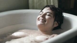 Danae Reynaud nude - Porcelana (2013)