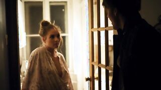 Júlia Huzella nude, Emöke Zsigmond sex - Viadal (2015) hot & nude thriller scene