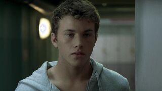 Louise Blachere naked – Naissance des pieuvres (2007) full nudity scene