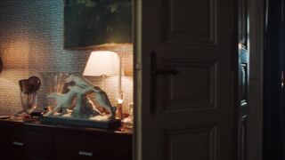 Lara Mandoki sexy, Diana Dulinková hot - Das Shoe s04e02e05 (2023) Hot Topless Scene