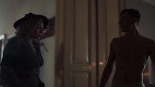 Lara Mandoki sexy, Diana Dulinková hot - Das Shoe s04e02e05 (2023) Hot Topless Scene