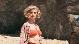 Elena Kampouris sexy - My Big Fat Greek Wedding 3 (2023) hot beach scene