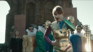 Barbora Bobulova topless - La regola d'oro (2020) short nude scene