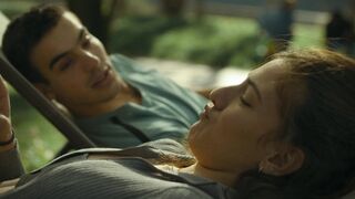 Candela González topless - Mi soledad tiene alas (2023)