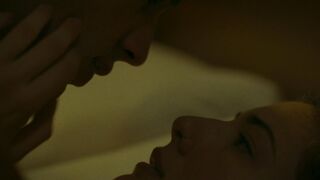 Candela González topless - Mi soledad tiene alas (2023)