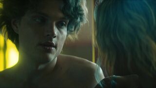 Lizze Broadway hot sex scene - Gen V s01e06 (2023)