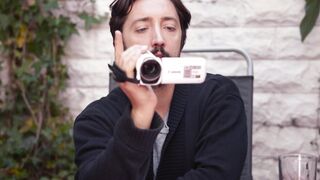 Paula Varela, Luisa Fernández - Menina Casilda (2023) topless video