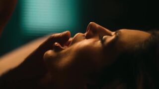 Giovanna Lancellotti naked, Louise D'Tuani, Camilla de Lucas nude - Burning Betrayal (2023)