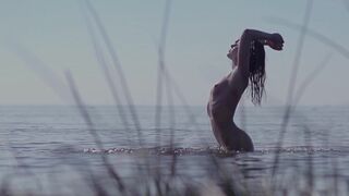 Topless Outdoors ❥ Warm Bay