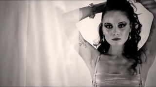 Nudity Art Videoshoot ☉ Vintage Lady