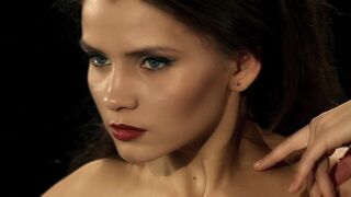 Nude on Stage ❥ Brunette Arctic ❣️ Water Drops