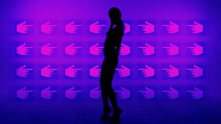 Topless Art Lady Footage ❣️ Gold, bliss and colors