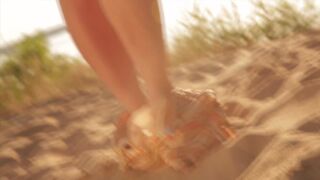 Naked Art Footage ❣️ Gold Sand and Lady