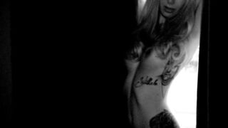 Strip Videoshoot by Tattoed Lady