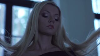 Erotic Art Cutie ❥ Blonde In Room