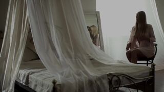 Nude on Stage ☉ OfSpring