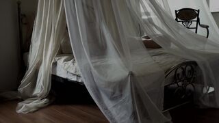 Nude on Stage ☉ OfSpring