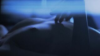 Topless Art ❤️ Hands Of Blue