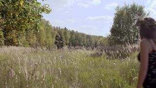 Nudity Outdoors ❥ Girl❤️Wind