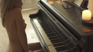 Topless Art ❣️ Looking For Soul