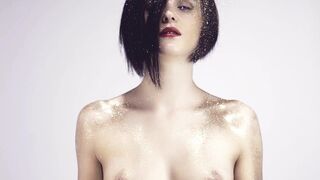Naked Art ❥ Golden Lady