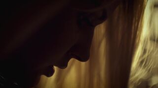 Topless on Stage ☉ Expanse