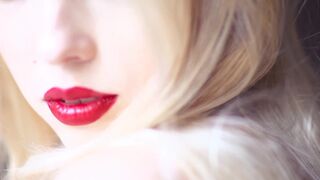 Nudity Art ☉ Glamour Lady on Sofa