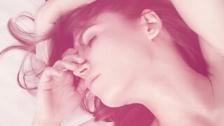 Topless on Stage ❤️ Room Full Frontal Cutie