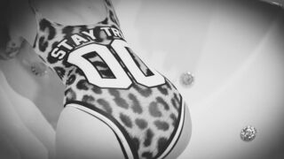 E❤️Rock ❤️ Strip at BathRoom