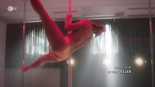 Alina Hidić sexy, Emily Schmeller, Pia Eckenbrecht hot - SOKO Stuttgart s15e20 (2024) Hot Poledance Scene