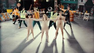 Chloe Fineman sexy, Sarah Sherman nude, Punkie Johnson hot, Chloe Troast, Emma Stone sexy - Saturday Night Live s49e06 (2024) Hot Celebs Scenes