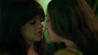 Celebs Hot Scenes Jenna Ortega hot, Gideon Adlon sexy, Dagmara Dominczyk hot - Miller's Girl (2024)