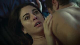 Blanca Suárez sexy - Me he hecho viral (2023)