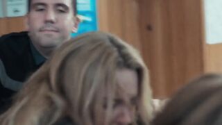 Virginie Efira topless - Rien à perdre (2023)