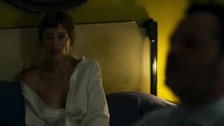 Margherita Aresti hot, Beatrice Vendramin nude - Noi Siamo Leggenda (2023) Hot TV movie scenes