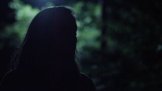 Lindsay Burdge hot - Sisters (2015)