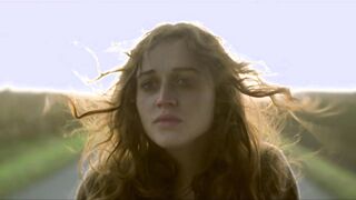 Lucile Krier topless - Lea’s Sundays(2011) Nude Scene