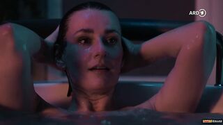 Annett Renneberg - In aller Freundschaft e1049 (2024) nude scene