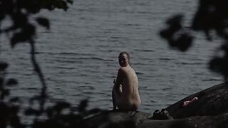 Renate Reinsve nude | Håndtering av udøde (2024). Sexy actress
