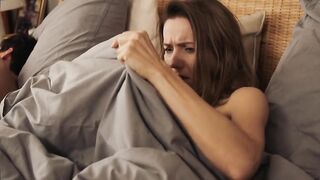 Bettina Lamprecht nackte. Nestwochen (2021) Bedroom Hot Scene