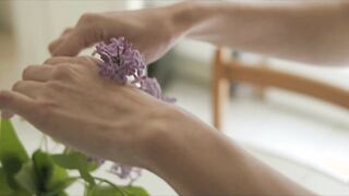 Fanny Ami nude. La beauté du monde (2021) Topless actress