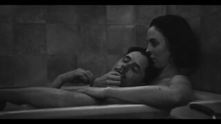 Laura Farisè nude. Sunday Poem (2021) Toless Actress in thriller scene (bathroom)