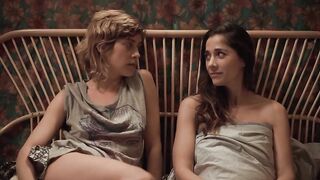 María León, Mariam Hernández, Loreto Mauleón sexy - Air Kisses s01e02 (2021). Hot TV Show Scenes