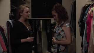 Wendi McLendon-Covey sexy - Blush (2019) Censored Blowjob scene