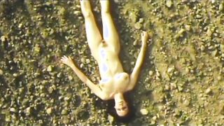 Catherine Bonneau naked - Le pont (2004) full nudity scene
