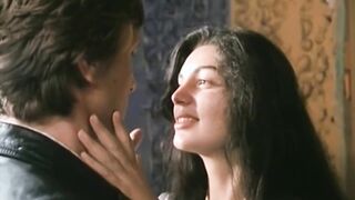 Monika Zigova topless. Radikalni rez (1983) classic nudity video