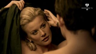 Jytte-Merle Böhrnsen, Eva Habermann nude. Vier Tage Toskana (2008). Sex scene